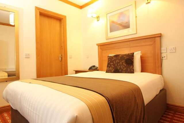 Отель Castle Hotel Дублин-65